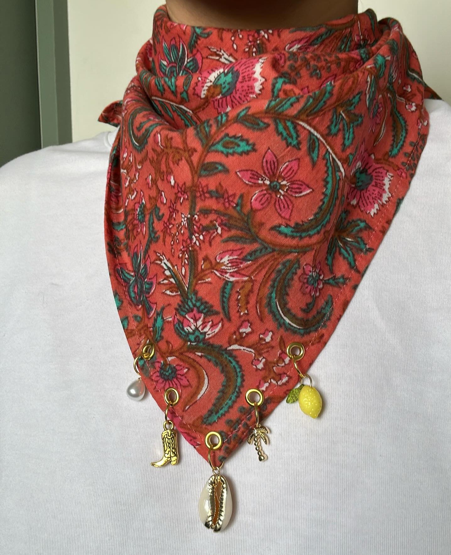 Foulard à charms Simone