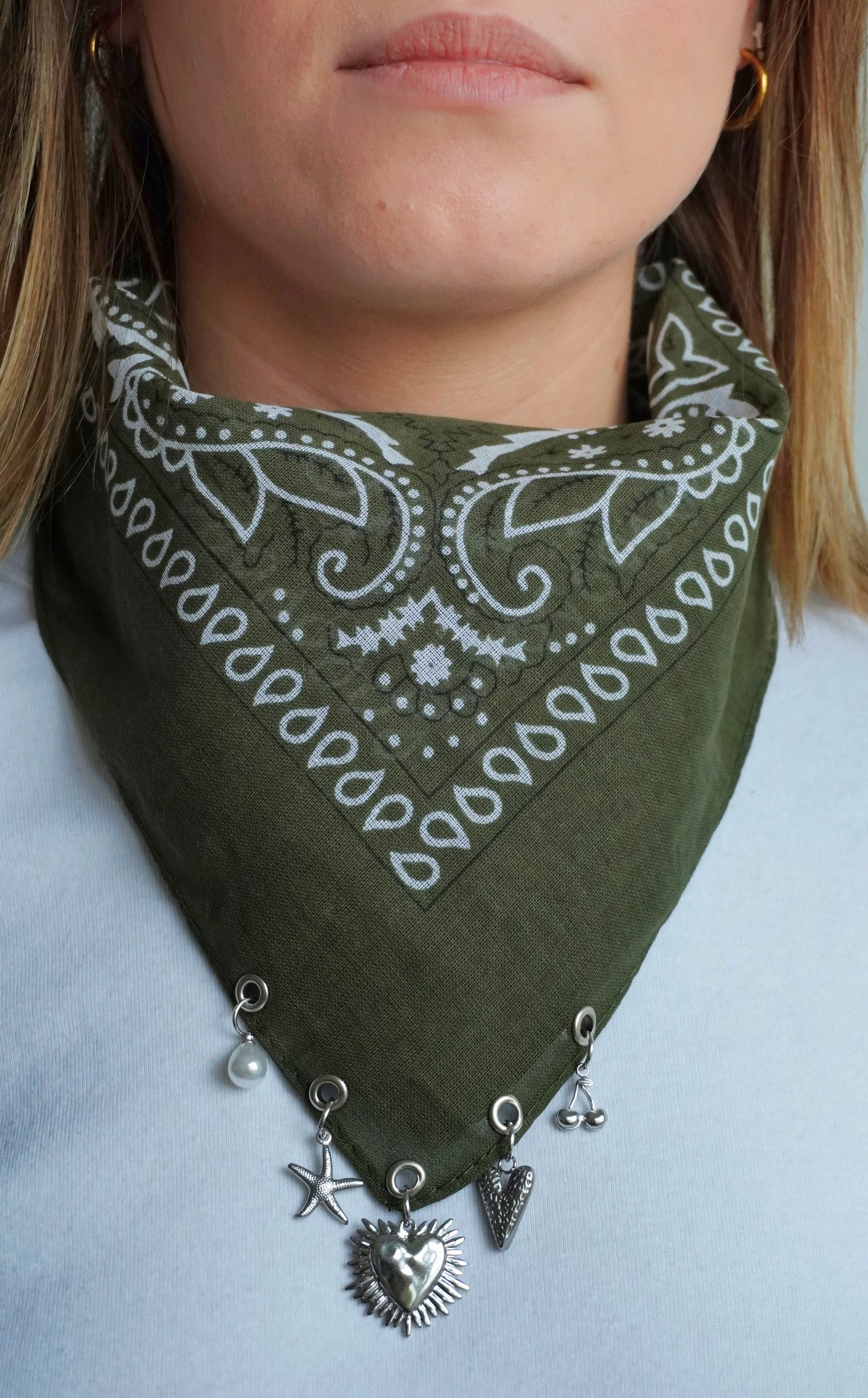 Bandana à charms Kaki