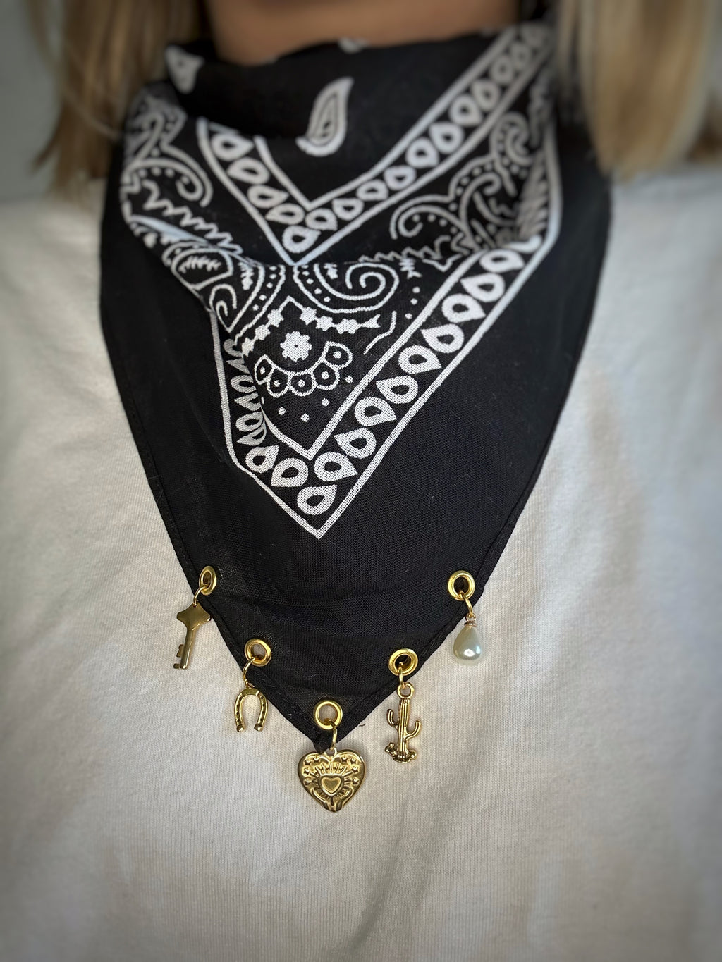 Bandana à charms Noir